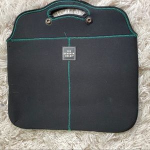 Reversible computer pouch 14”x14”